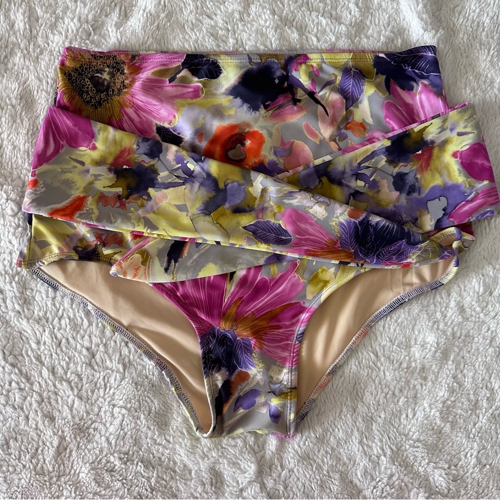 Handmade Kortni Jeane Purple Painted Floral Tie up front bottoms